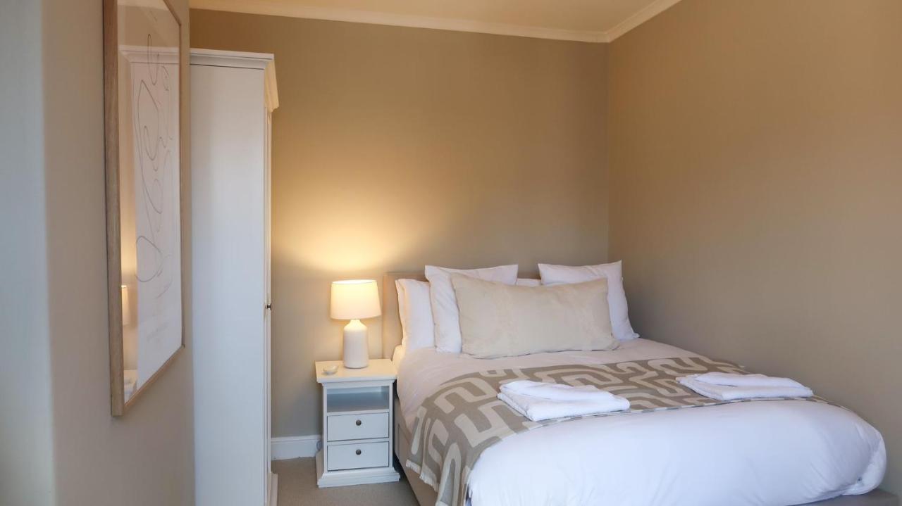 Luxury Living Outside The City Walls - Sleeps Six! Chester Extérieur photo