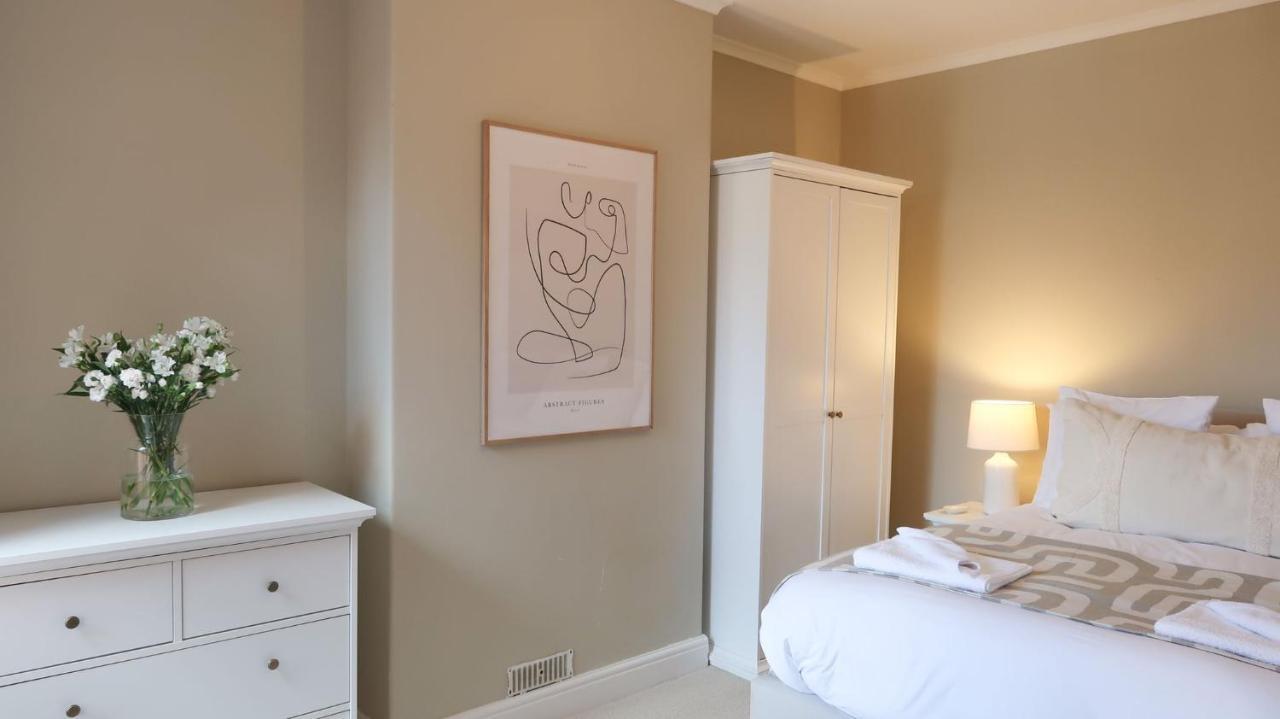 Luxury Living Outside The City Walls - Sleeps Six! Chester Extérieur photo