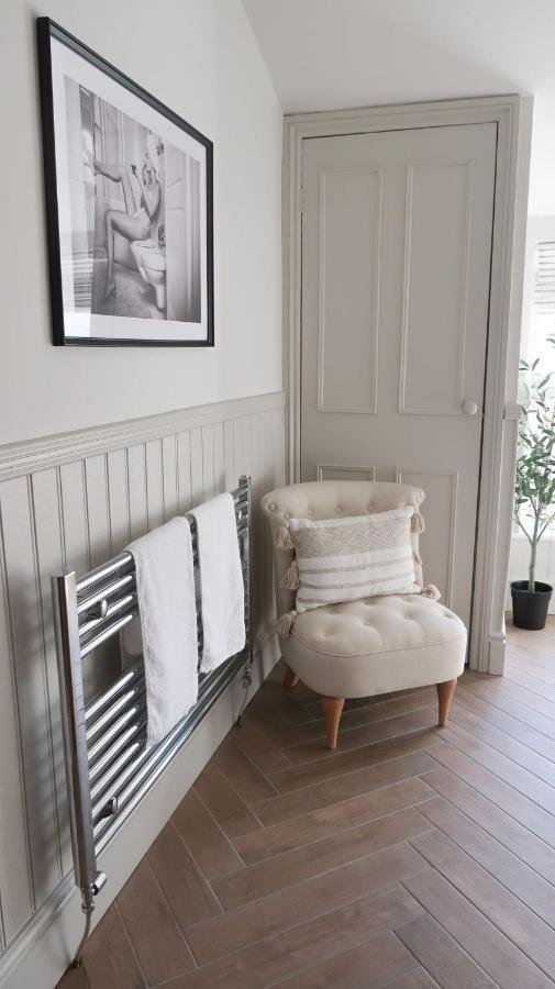 Luxury Living Outside The City Walls - Sleeps Six! Chester Extérieur photo